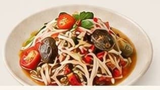 Papaya Salad with Salted Crab